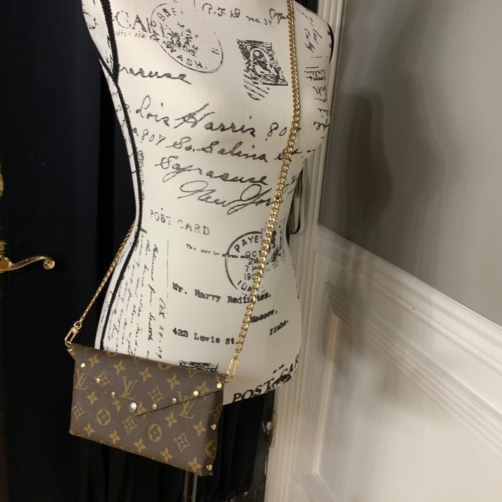 🤩LV MONOGRAM CLUTCH OR CROSSBODY- HANDMADE